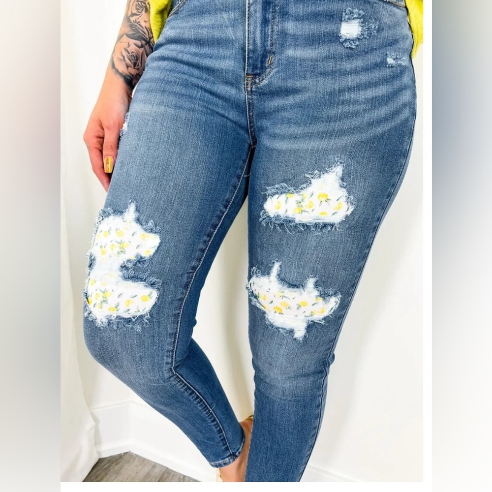 NWT Judy Blue Lemon Patch Skinny Jeans Sz 18W